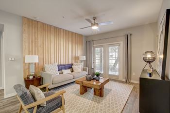 Multispeed ceiling fan
